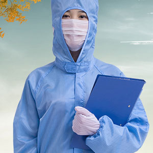 接插件時需穿防靜電服、防靜電鞋